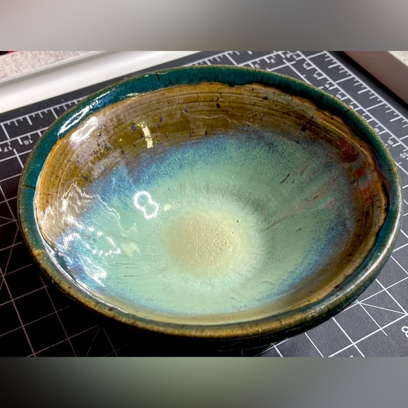 Hand Thrown Studio Art Pottery Bowl Unique Colors Drip Glaze One Of A Kind - Picture 9 of 16